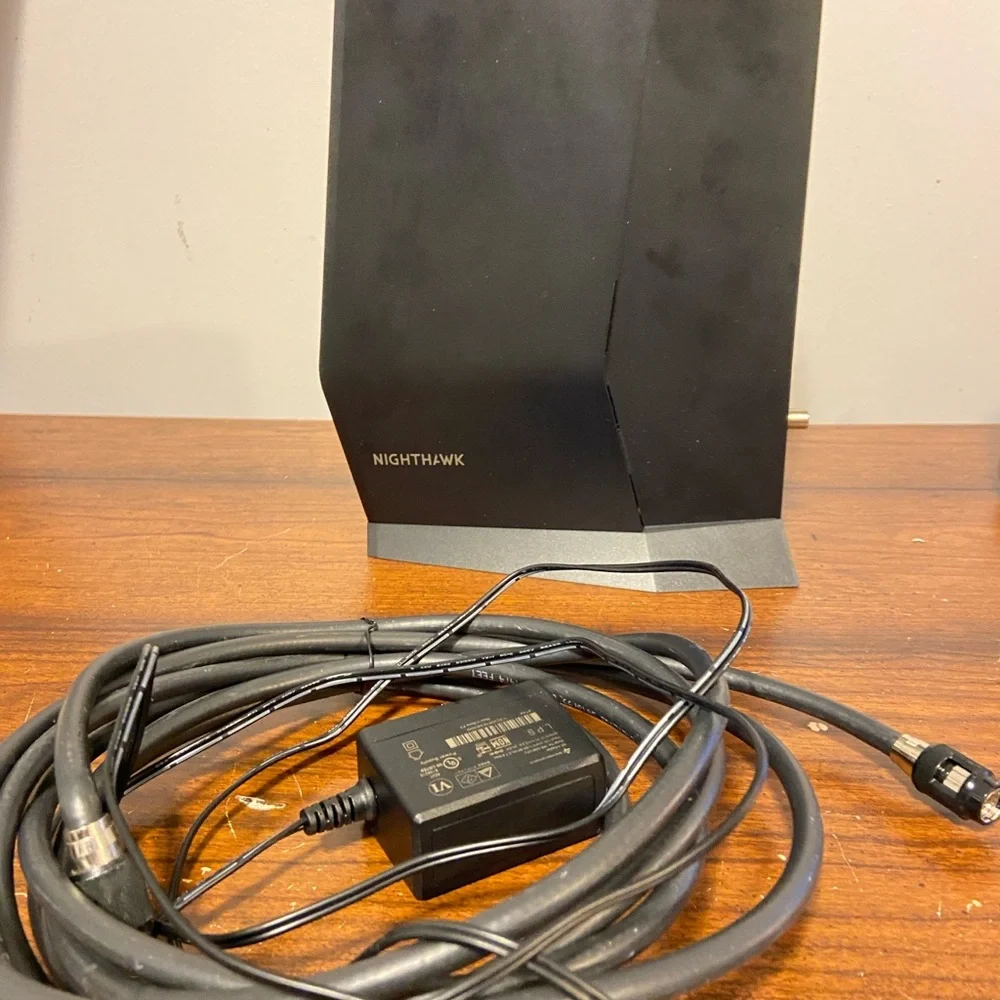 NETGEAR Nighthawk Black Wireless Router- - Picture 6 of 7